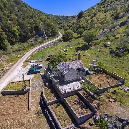 Secluded House Postira, Brac - 22199 * Postira
